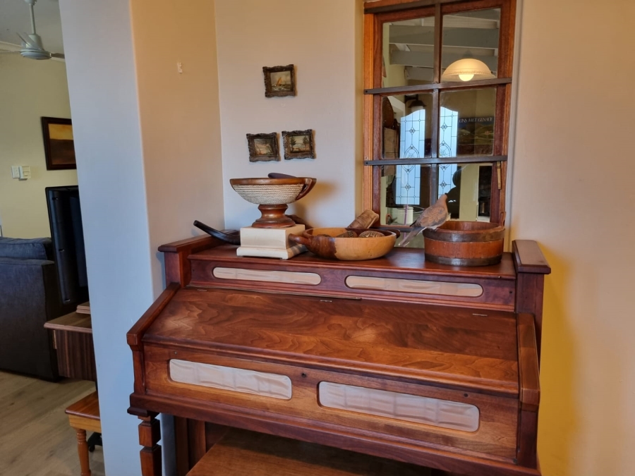 3 Bedroom Property for Sale in Heuningkloof Western Cape